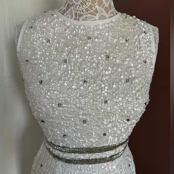 MACDUGGAL Sequined Sleeveless Midi Sheath Dress in WHITE - Picture 4 of 14